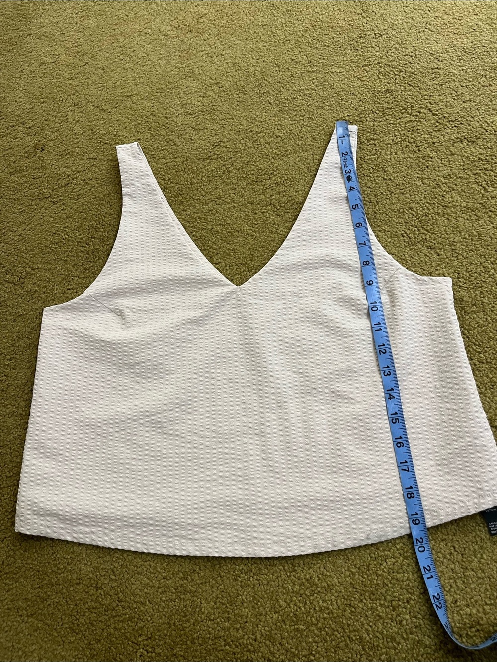 Vuori Villa Textured V Neck Crop Tank Top Tank Beige Ivory Women’s Size M - Picture 7 of 8